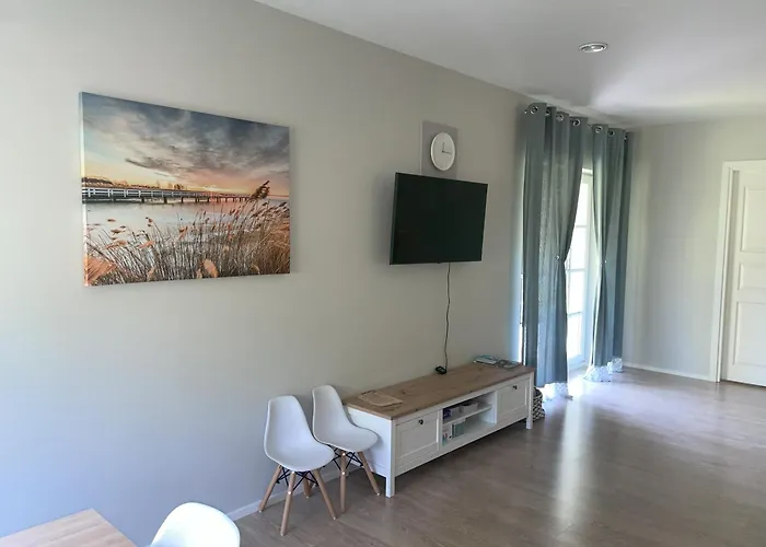 Kopli Puhkemaja Saaremaal * Kasti (Saaremaa)